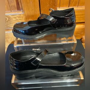 Glossy Black Mary Jane Shoes with Chunky Sole